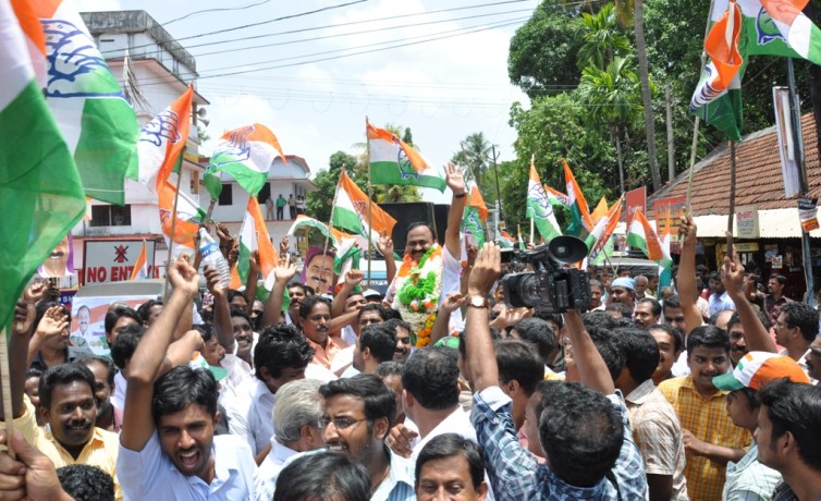 vd_satheesan_mla_elecetion_pictures_2011_2_20110925_1561528194